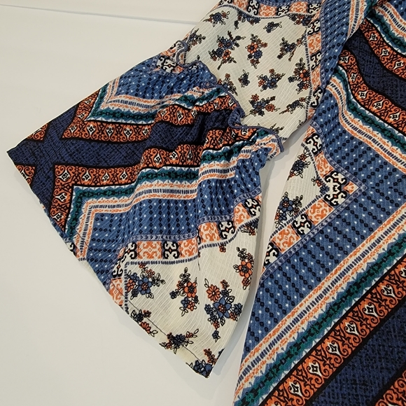 Altar'd State Boho Bell Sleeve Waist Tie Button Up Shirt Medium - Picture 6 of 12